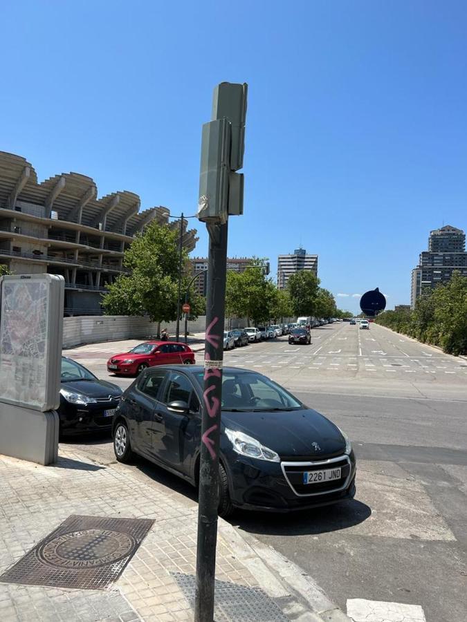 Esmeralda Apartment With Free Private Underground Parking 발렌시아 외부 사진