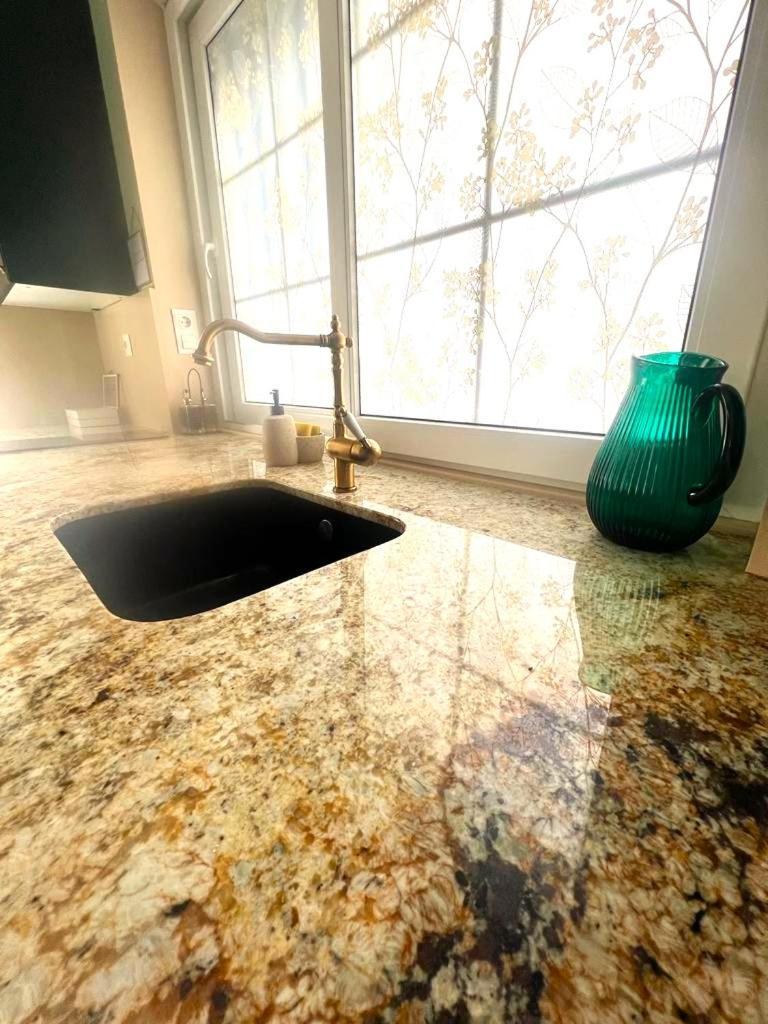 Esmeralda Apartment With Free Private Underground Parking 발렌시아 외부 사진